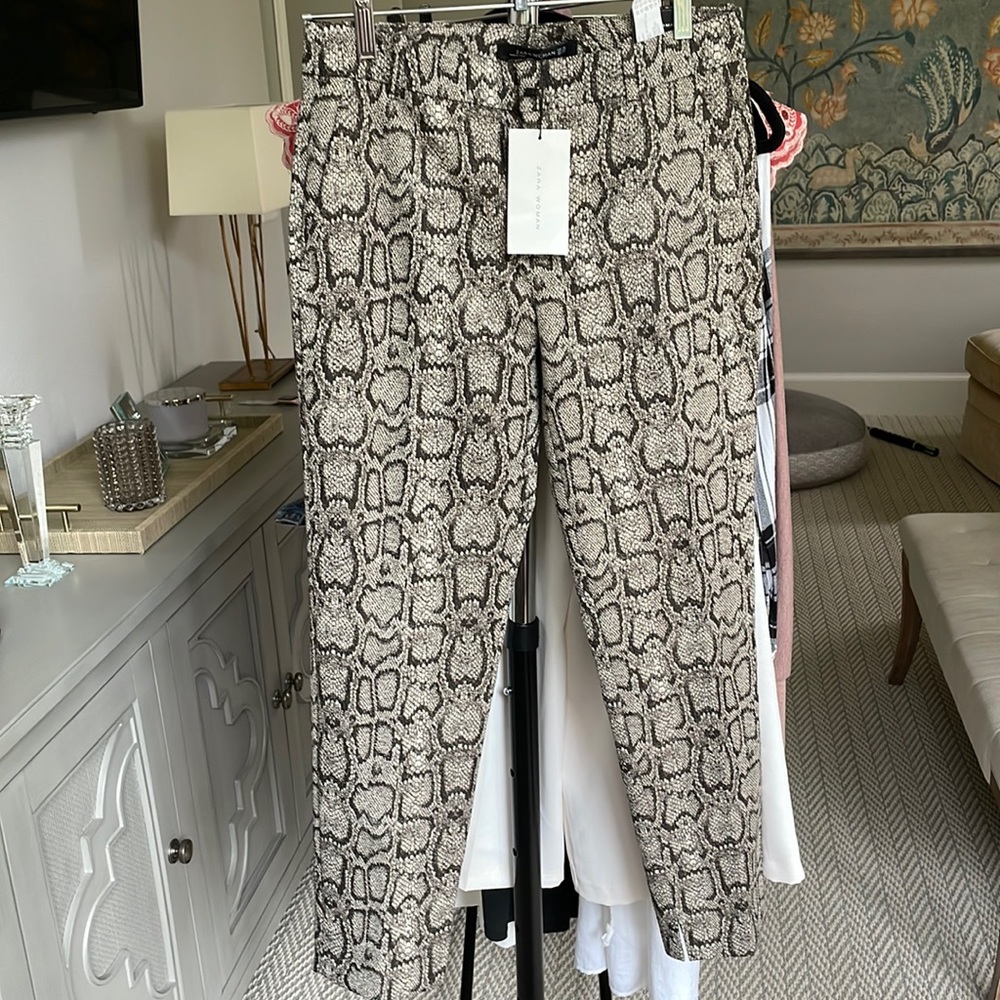 New with tags Zara pants